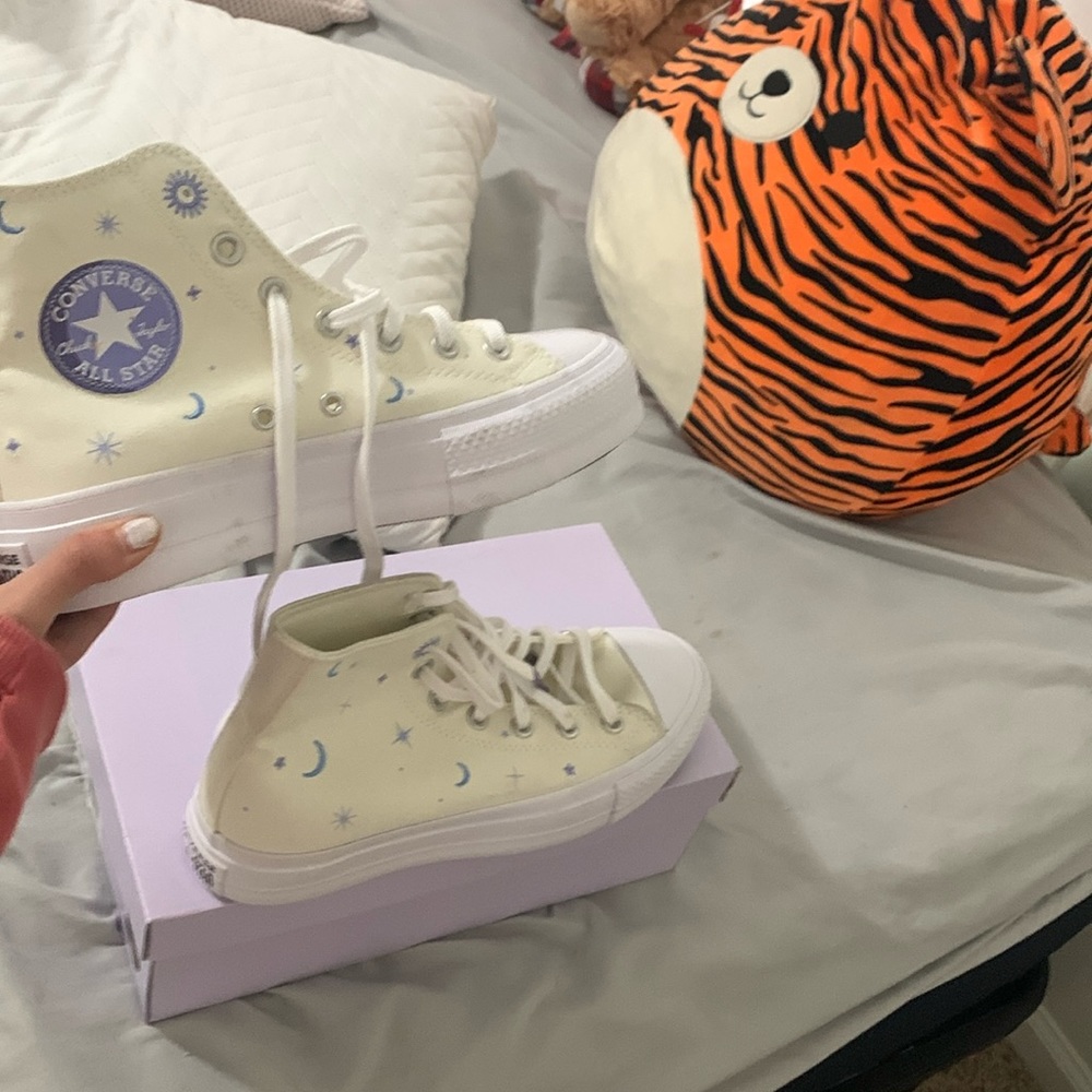 CONVERSE WITH STARS AND CONSTELLATIONS 🌌